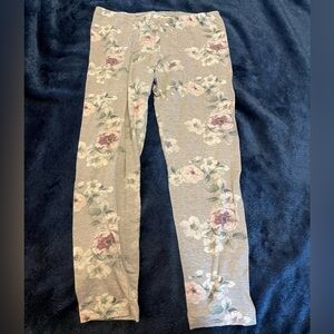 Soft Gray Floral Leggings XL ( Bin B)